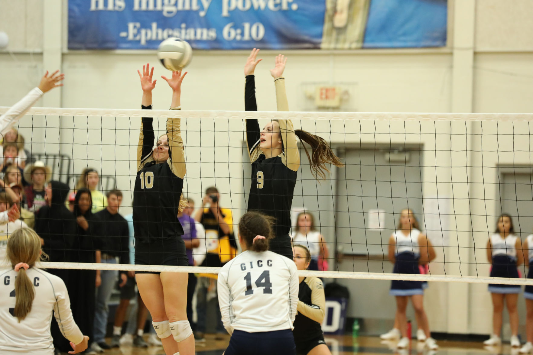 Outtakes_100419_ginwvball27_zlm.JPG